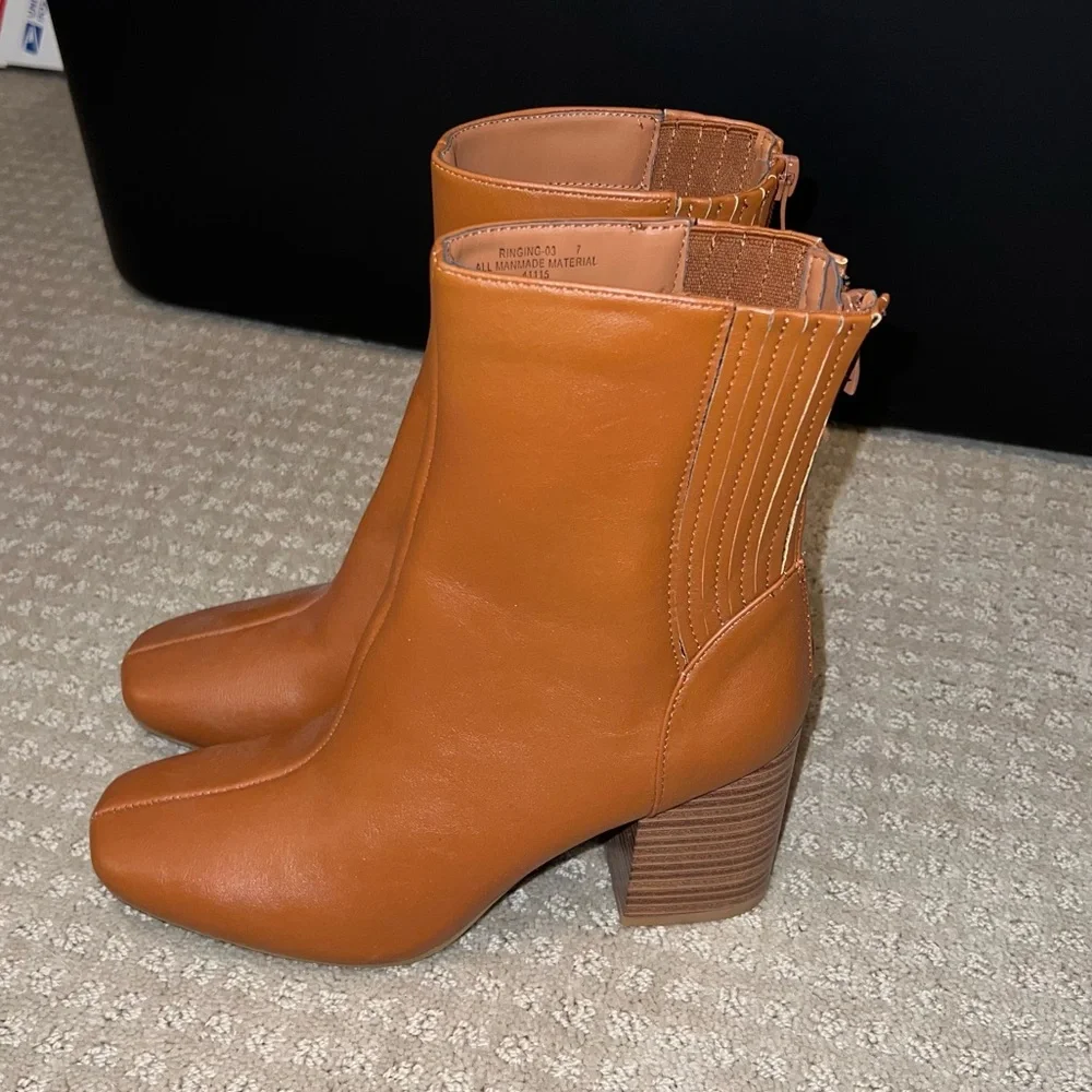Bamboo High Heel Bootie Back Zipper Chestnut Size 7